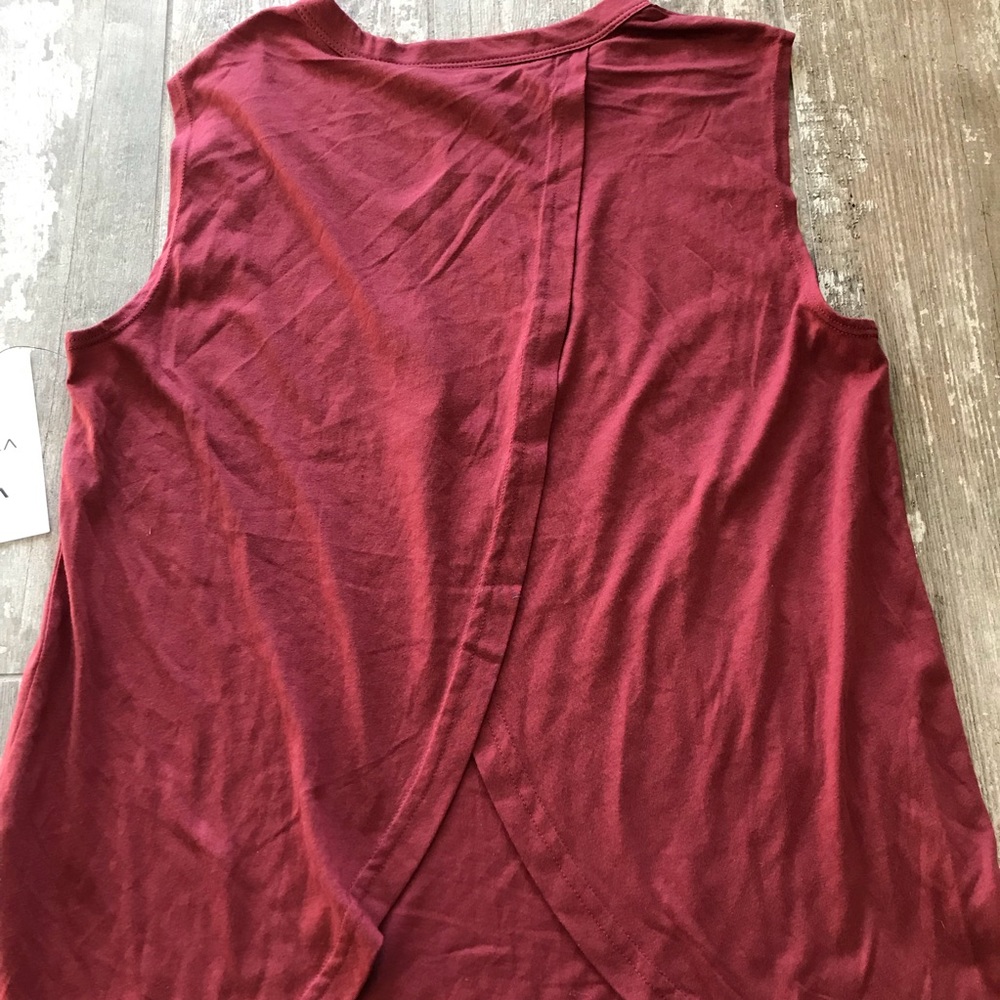 🔥🔥RVCA - OPEN BACK TANK TOP🔥🔥 - Picture 4 of 5